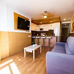 Semesterbostad Coral Friendly *